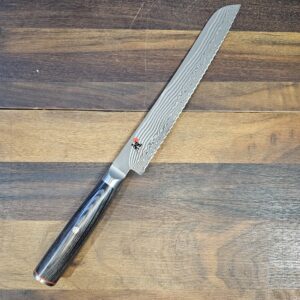 Miyabi - Coltello Pane 24 cm - 5000FCD - Acciaio damasco 48 strati- Made in Japan
