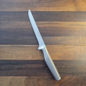 Global - GF - Coltello Disossare 16cm - Made in Japan