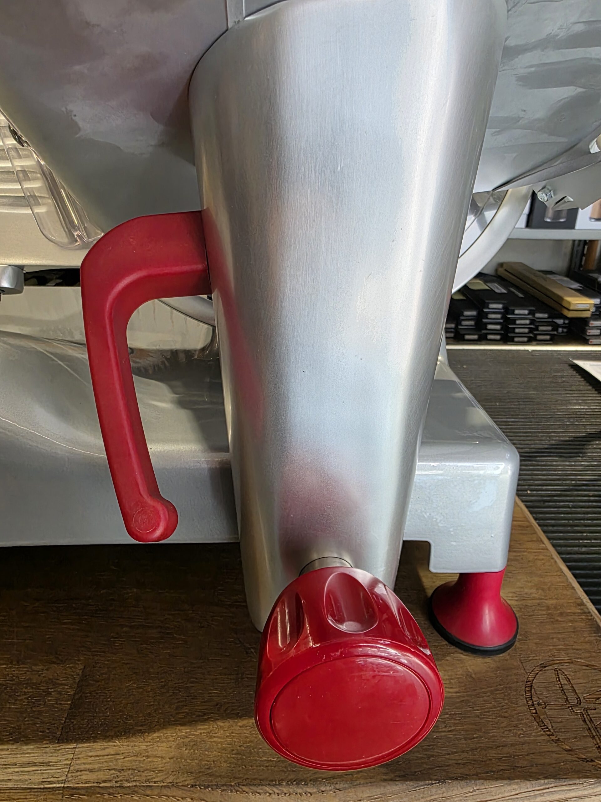 TRE SPADE - Affettatrice PROFESSIONALE Lama Ø 300 mm - Made in Italy - immagine 6
